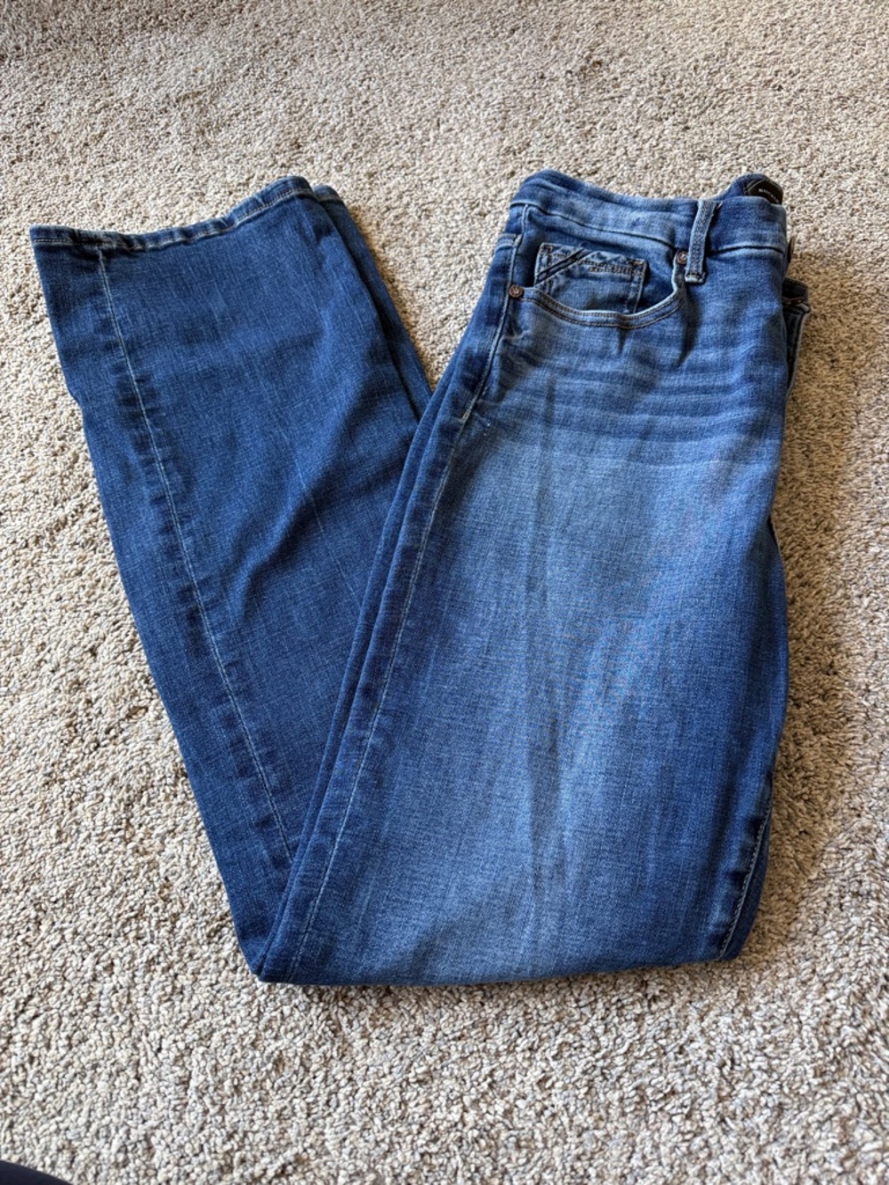 Buckle Women's Bootcut Jeans in Medium Blue Wash